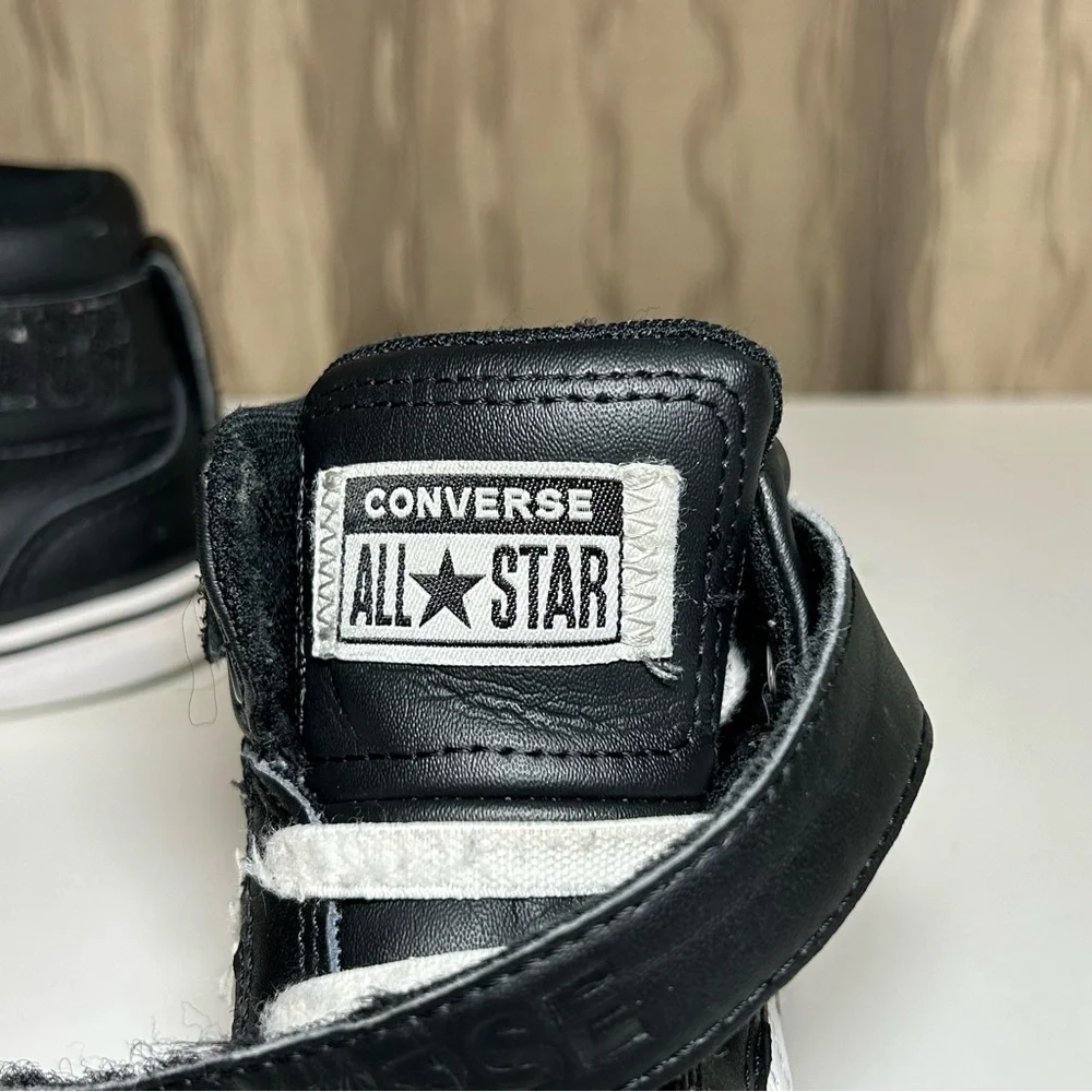 Converse All Star Pro Blaze Strap Kid's 11 Sneaker Black Leather High Top